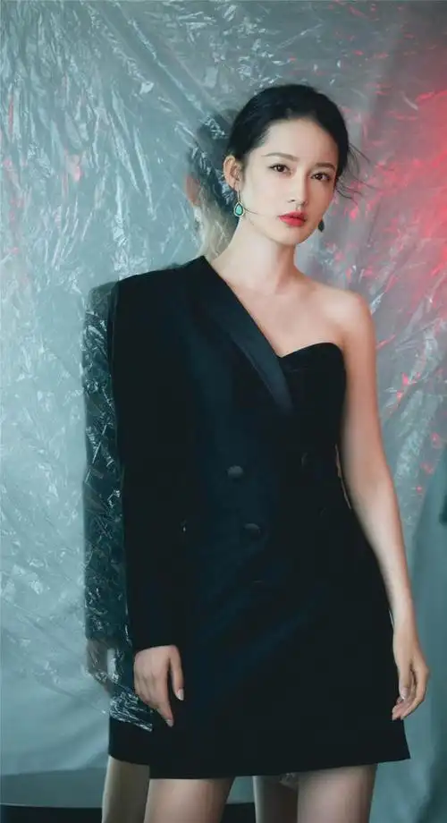 美女明星馆李沁美图写真