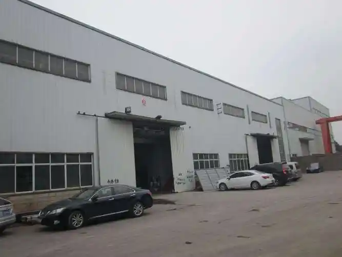 出售位置优越,交通便利,周围工厂众多,可自建大型厂房