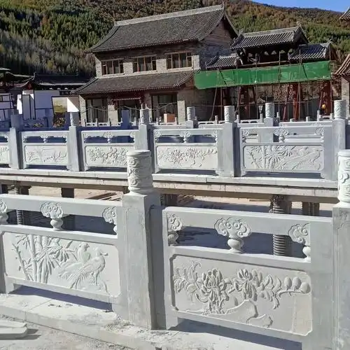 花岗岩芝麻白升旗台浮雕石栏杆栏板 旗台栏杆 大小规格旗台栏杆