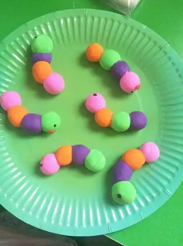 大杜庄幼儿园中班手工黏土作品