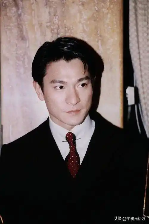 15年后,看"丫蛋"吕品录视频扇自己耳光,才明白刘德华说的没错_赵本山