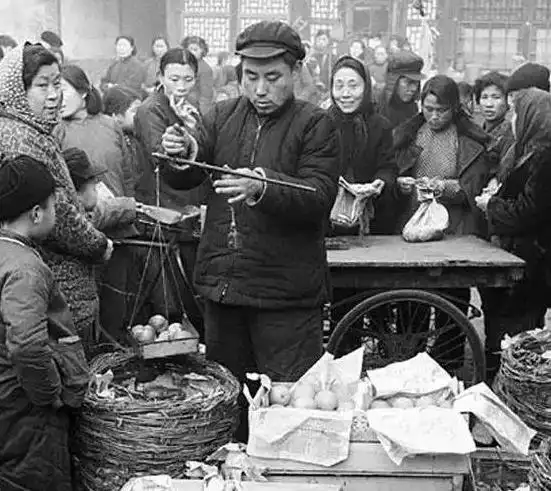 80后,90后小时候都是如何过年的?看完这100张照片泪目了.