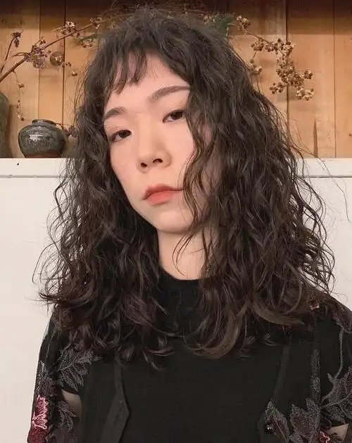 长发泡面头美美哒