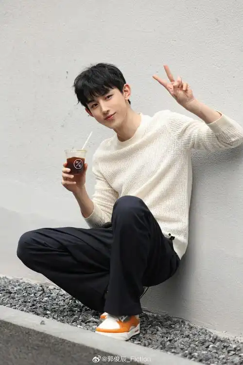 郭俊辰城市捉迷藏##郭俊辰权无暮