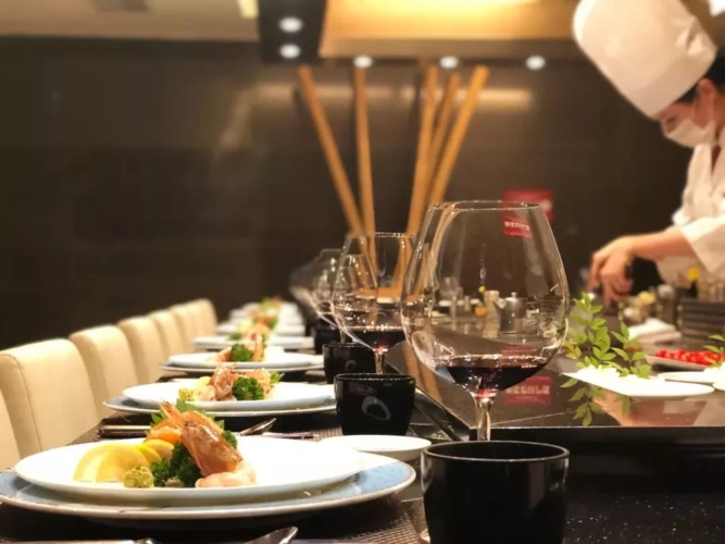 曝光!这家藏在星级酒店里的「高端日料自助餐厅」3折开吃!