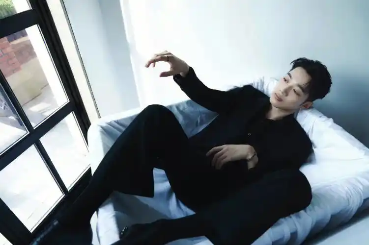 迪士尼在逃王子赖冠霖