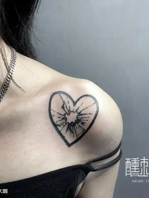 心碎_纹身图案手稿图片_黑胖的纹身作品集