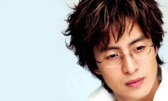 曾经最爱的韩国男演员,颜值实力都不输宋仲基