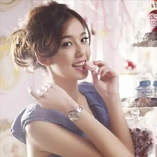 胡宇崴求婚陈庭妮成功结束8年恋爱长跑有情人终成眷属