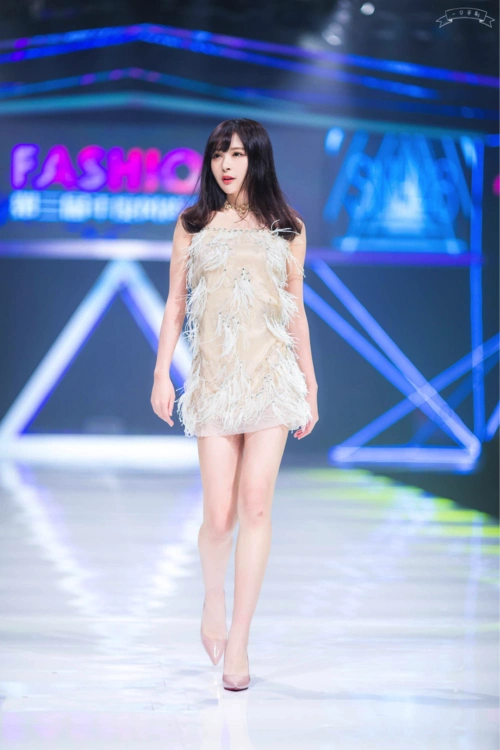 张语格生日快乐你想要的样子我们都有