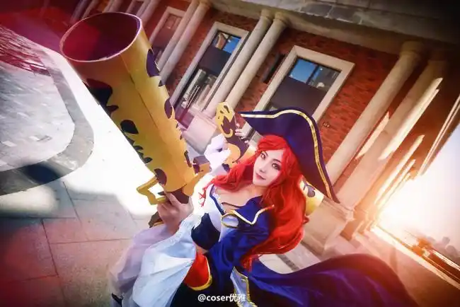 《 英雄联盟》赏金猎人·厄运小姐,法国皇室皮肤-搜狐大视野-搜狐新闻