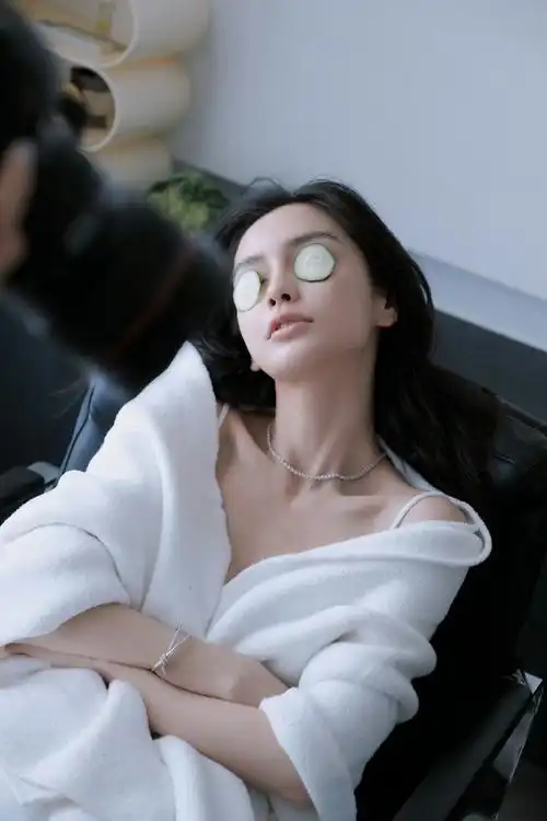 杨颖冷淡风##杨颖西装素颜