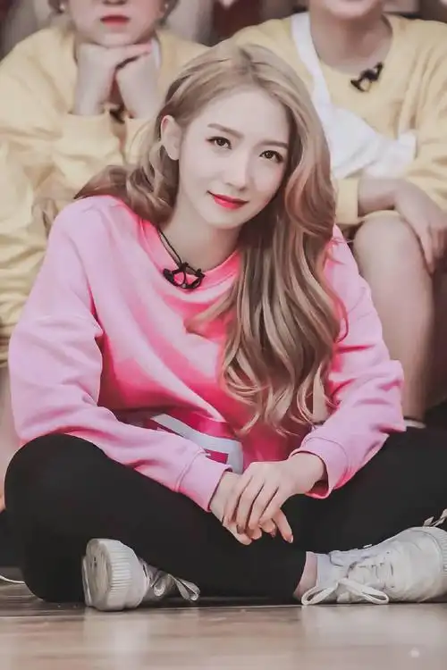 孟美岐牛奶皮肤