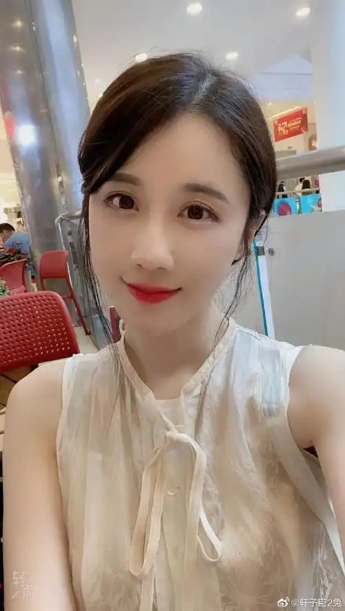 虎牙女主播轩子巨2兔休个假直播间没了,无奈求助:扛不住了