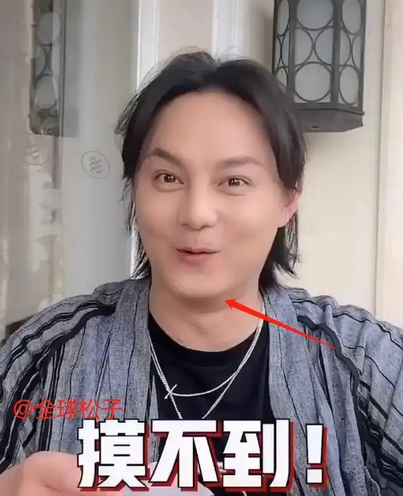 尹正发福变油腻,脸蛋圆润胖成"横屏",胖乎乎的忒可爱