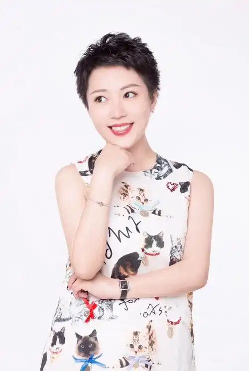 人物广东新闻广播吕囡囡对广播廿载仍新鲜