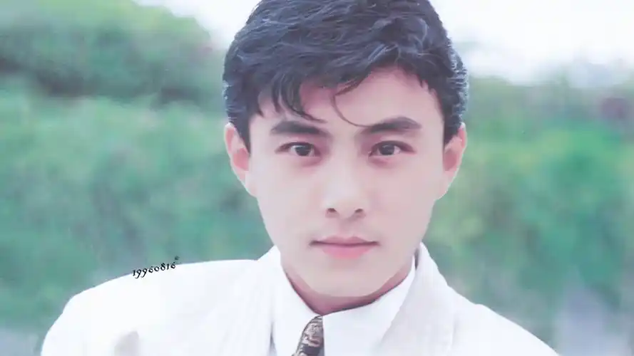 张卫健dk0422日常撩粉各种嘚瑟式唱歌又称你好看你要怎样都可以系列