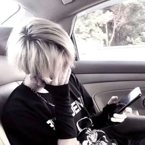 男生头像,礼貌拿图 - 堆糖,美图壁纸兴趣社区