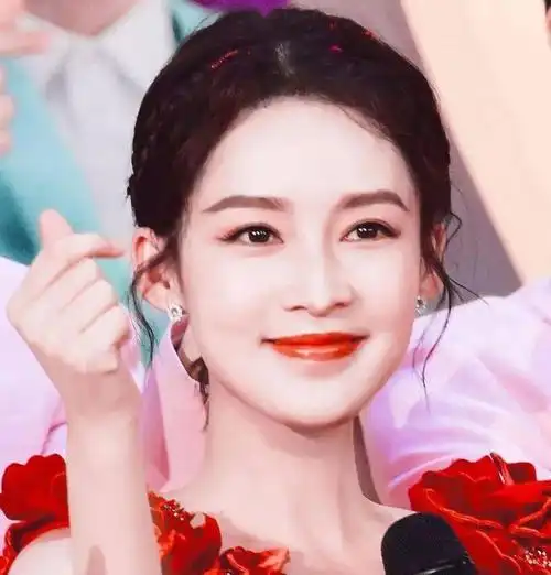 【微信头像】李沁