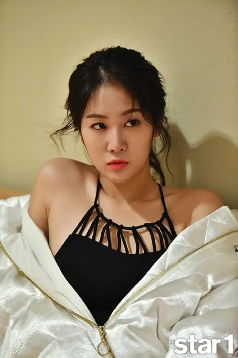 韩国女子组合sister的昭宥,网友:一开始我还以为是健身教练