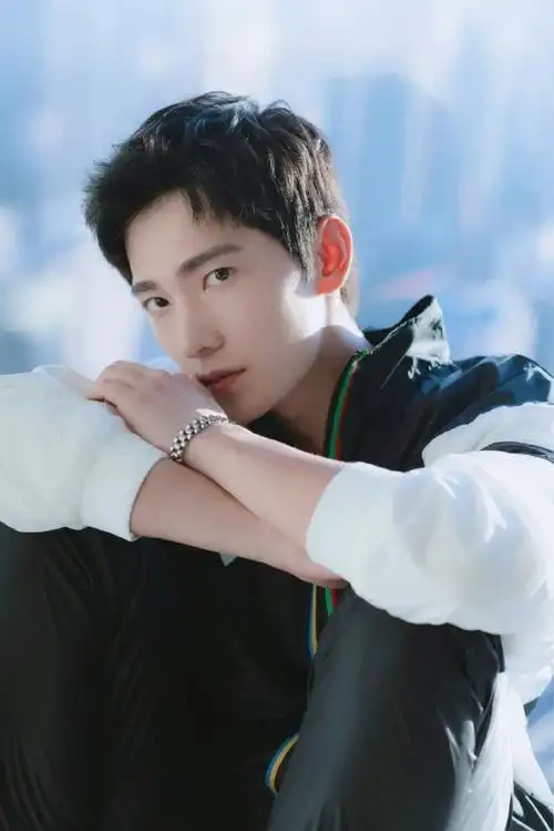 杨洋韩立#yy#杨洋凡人修仙传#阳光似你却不如你,你似阳光却胜于阳光.