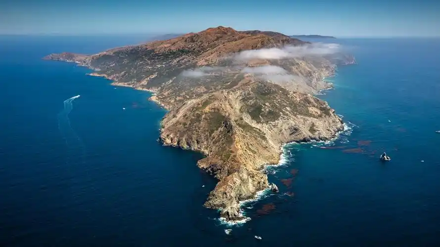 18 mb时间2022-01-20积分100积分格式heic尺寸5120x2880(5k)动态壁纸