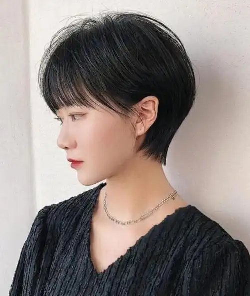 短发图片女2022最新款适合40岁,干净利落又干练