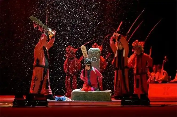 元杂剧的兴起发展艺术形式与各种文化的融合与传承