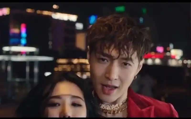 [张艺兴]黄金4秒mj纪念曲《lets shut up & dance》mv lay zhang