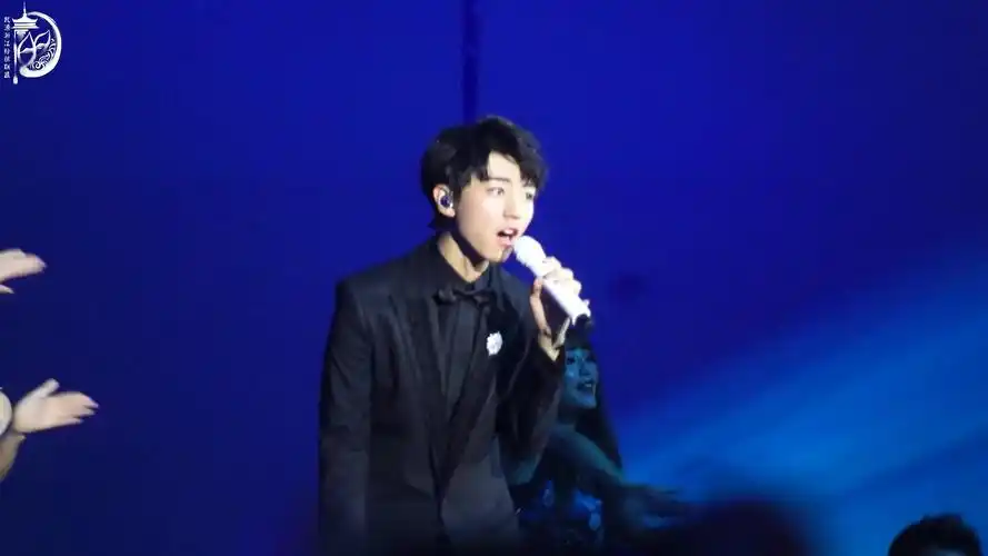 【王俊凯】170924 王俊凯成年礼《焕蓝 未来》karry on