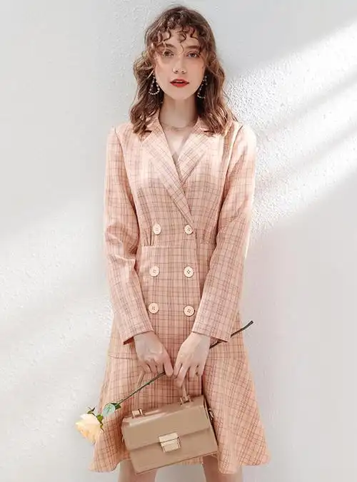 星弥2020春冬新款品牌女装单排扣格纹鱼尾裙复古收腰梭织连衣裙