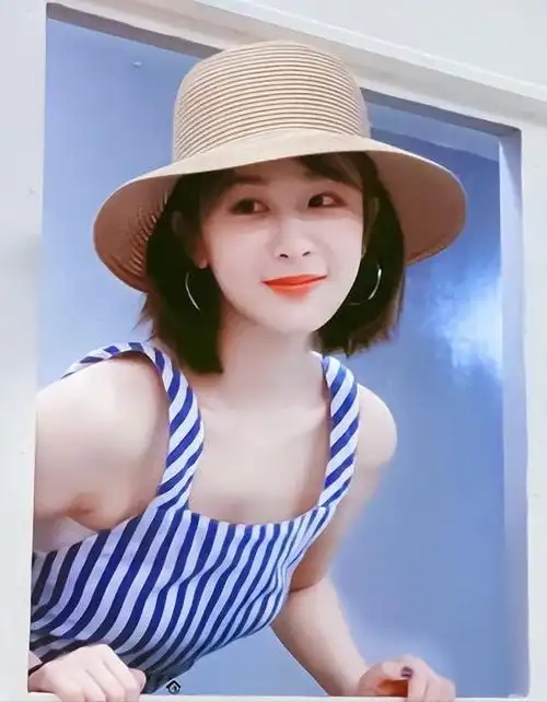 娱记曝杨紫恋爱细节男方跟杨紫住一个小区真实身份被扒