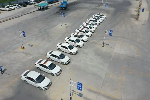 驾校考试早已实施个人自主约考,为啥个人不直接考驾照_郑道驾培学车网