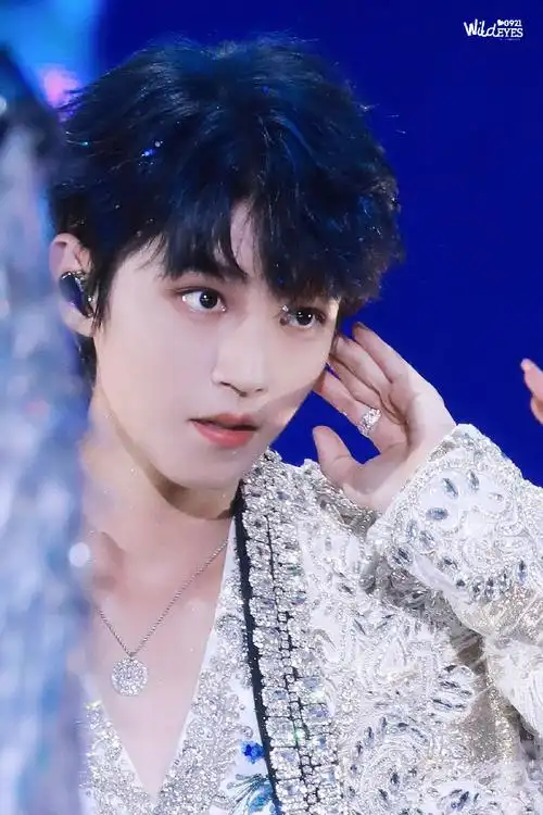 tfboys各家站姐出图