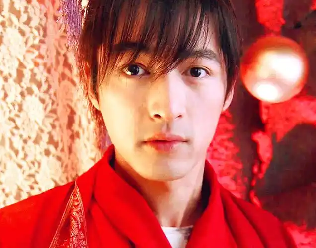 《仙剑三》胡歌精彩画面,穿婚服出现,让网友直呼太美