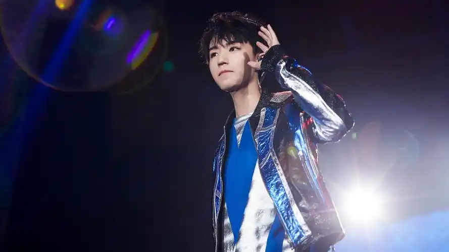 回车桌面>电脑壁纸>明星>大陆明星>青年代表王俊凯>