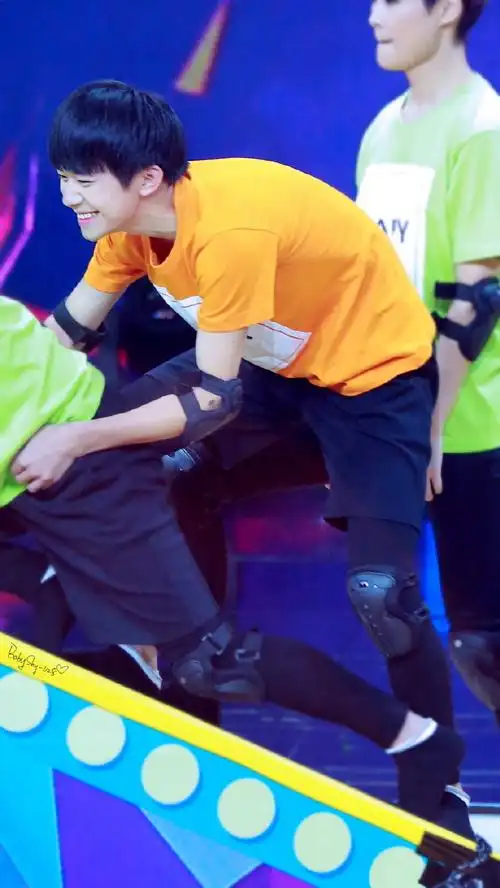 易烊千玺电影长津湖##易烊千玺电影中国医生