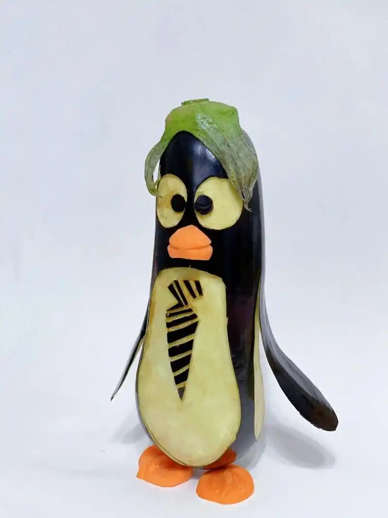 一年级手工作业 蔬菜拼盘愤怒的企鹅 做着做着 竟然根本停不下来,觉得