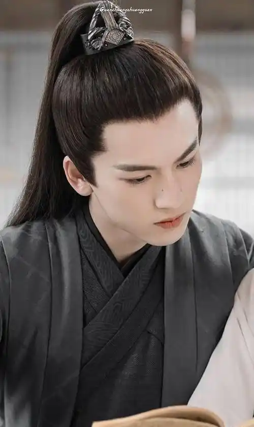 杨洋帅,肖战,王一博少年感十足_图片_微博_来源