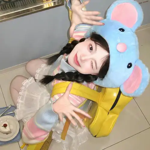 可爱无限363436373039俏皮女生头像