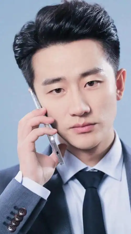 大鼻子有多影响颜值?成龙大鼻子成标志,只有他依然帅气!