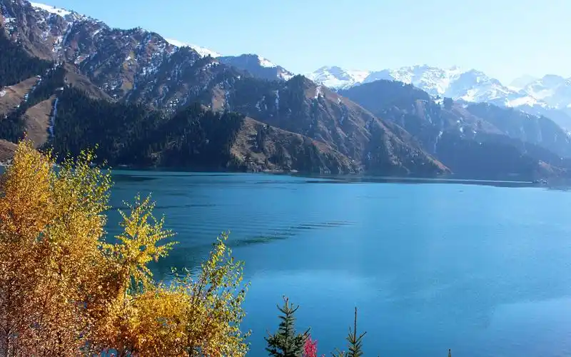 新疆优美风景图片桌面壁纸