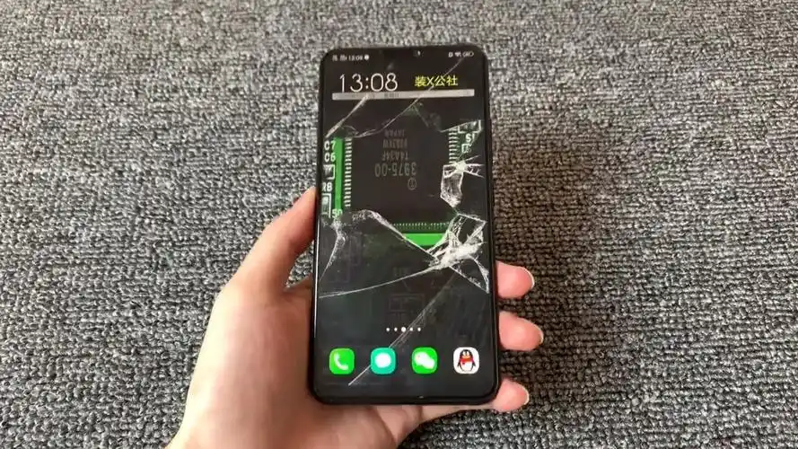 娱乐#炫酷的3d立体碎屏壁纸,非常的好看个性!