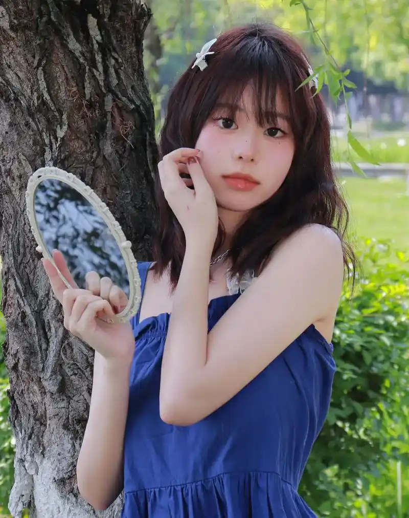 分享照片 #中美女 #校园 #少女感 #生活碎片   夏天 - 抖音