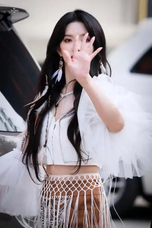 刘些宁硬糖少女303门面主舞##刘些宁奶茶杀手