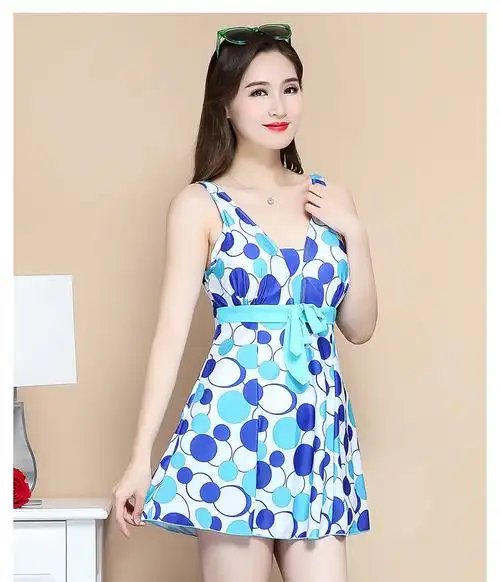 特价浪莎品牌高档连体游泳衣女士2021新款泳裙遮肚显瘦保守款胖mm大码