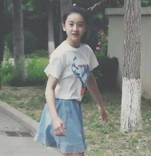 有种毁容长大叫森碟近照似田亮戴假发身材臃肿不如王诗龄