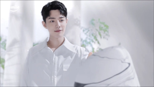 明星丨肖战正式官宣成为usmile全球代言人 2021年第12个代言解锁成功!