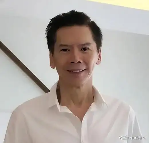 居然不是向华强,而是一个年轻人!三位娱乐圈最不能得罪的人