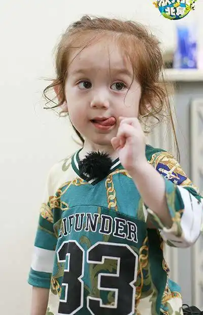 萌萌的jackson周嘉诚,快进来,看看有没有被萌到嘞.